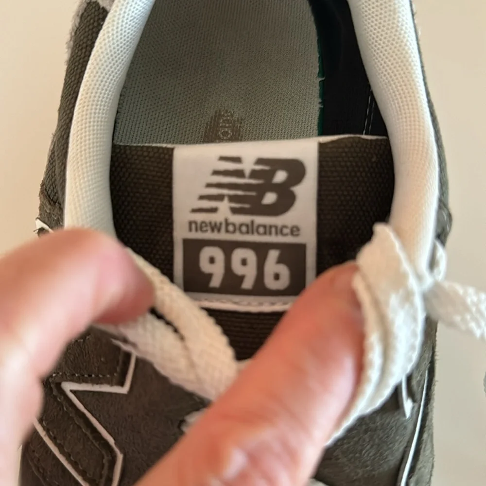 New Balance Men's Green and Gray Trainers 996 SIZE 8 - Picture 6 of 8